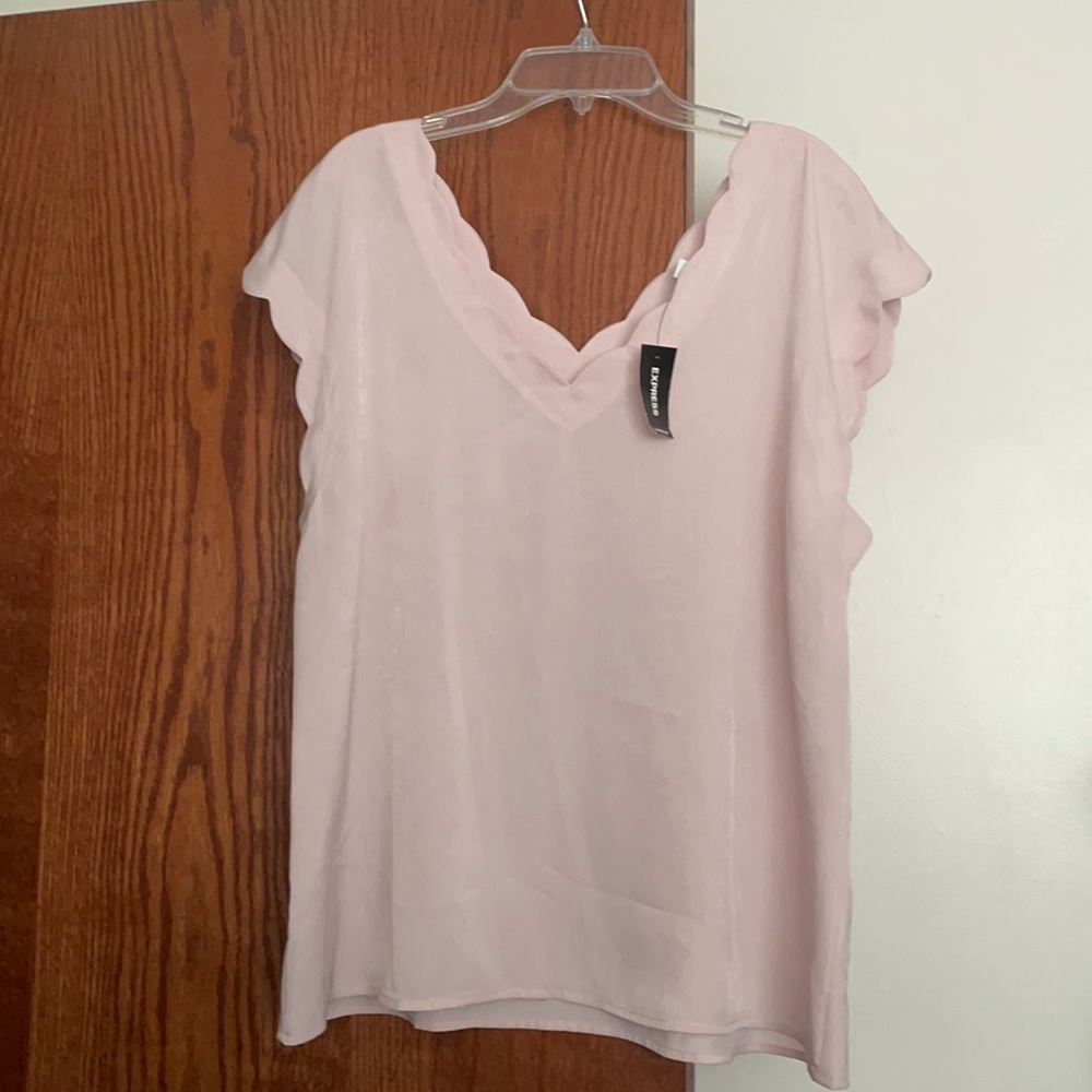 Express Scallop detailed blouse